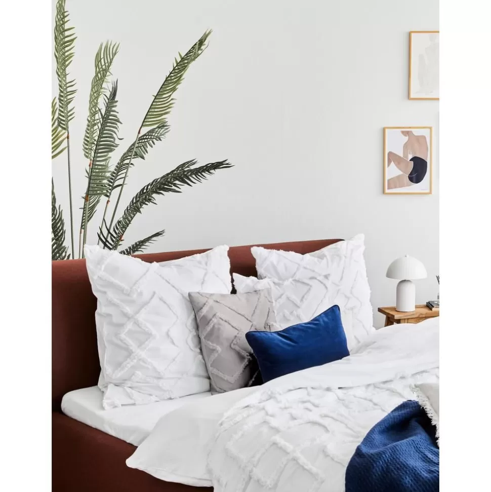 baumwollperkalkissenbezug_faith_mit_getufteter_verzierung_9-2.webp Online Westwing Collection Baumwollperkal-Kissenbezug Faith Mit Getufteter Verzierung