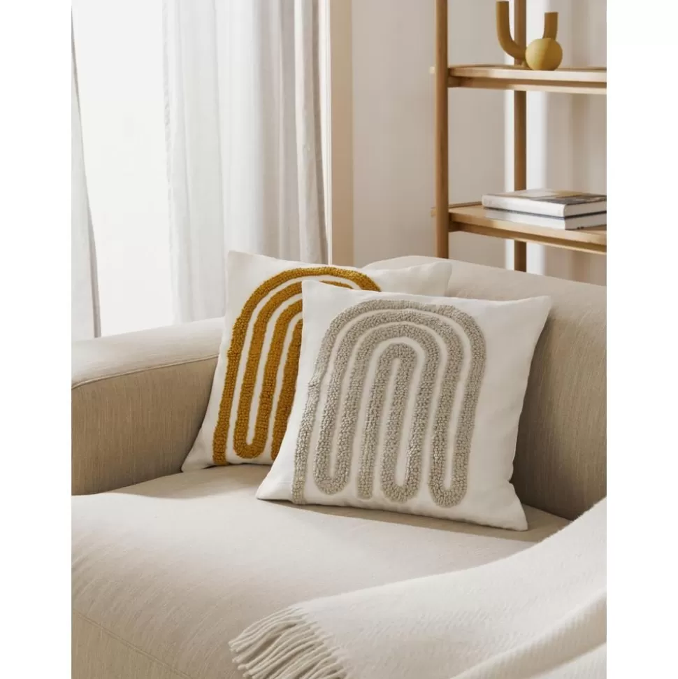 Store Westwing Collection Bestickte Baumwoll-Kissenhulle Vahid Mit Hoch-Tief-Struktur