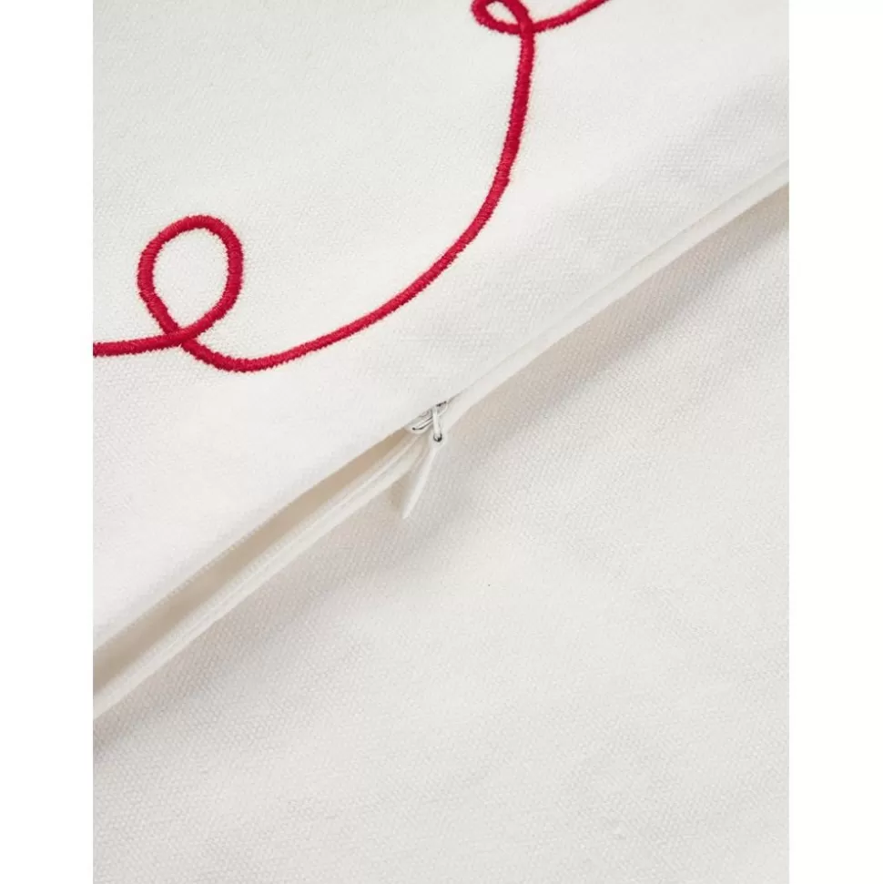 bestickte_kissenhulle_alora_mit_weihnachtlichem_motiv_6-8.webp Hot Westwing Collection Bestickte Kissenhulle Alora Mit Weihnachtlichem Motiv