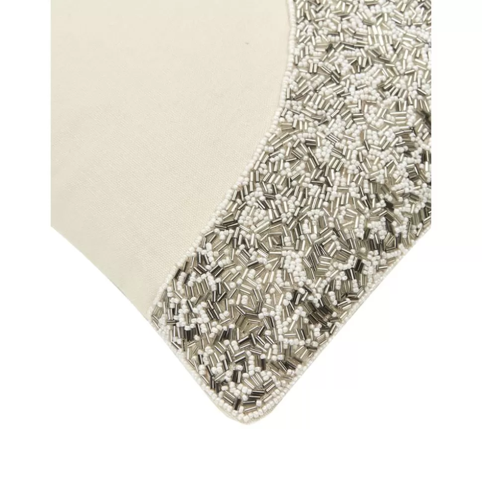 bestickte_kissenhulle_deer_mit_weihnachtlicher_verzierung_2-5.webp Fashion Westwing Collection Bestickte Kissenhulle Deer Mit Weihnachtlicher Verzierung