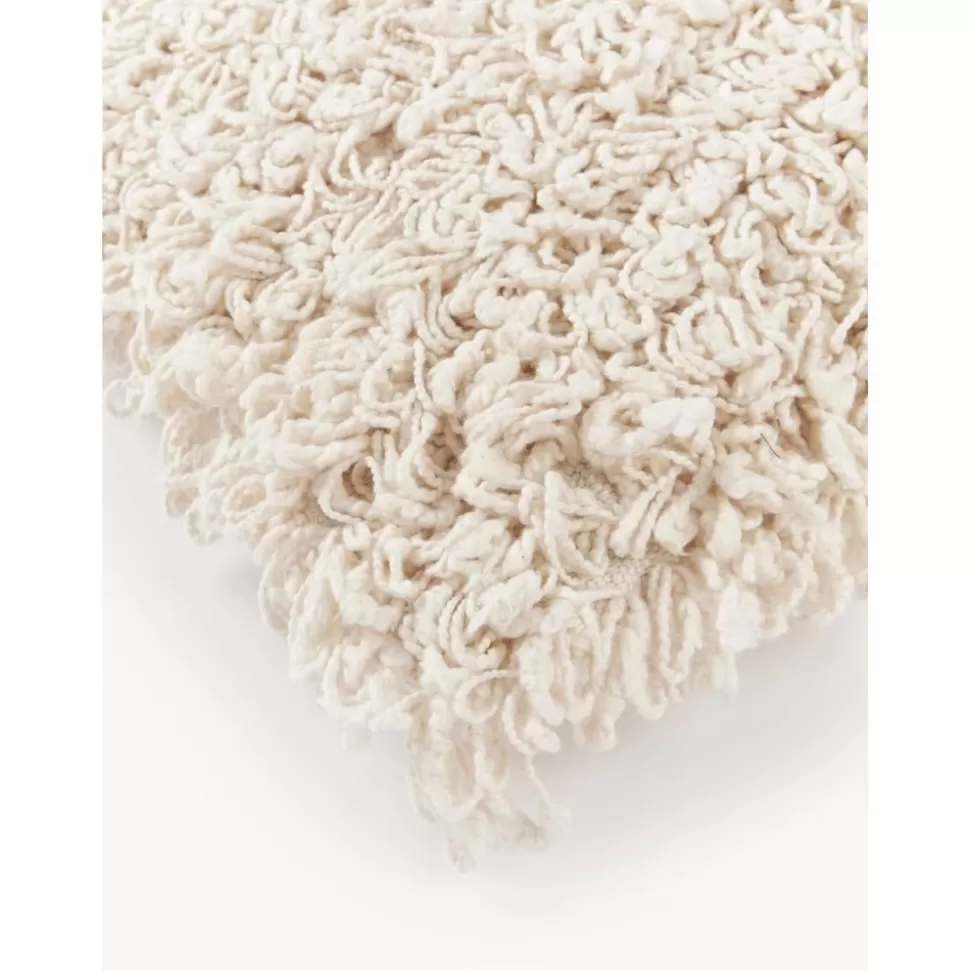 flauschige_kissenhulle_dillon_4-2.webp Store Westwing Collection Flauschige Kissenhulle Dillon