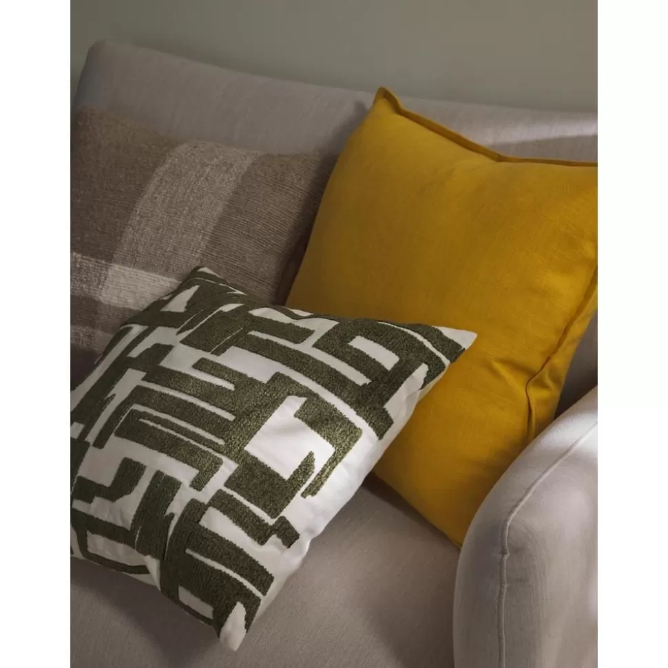 kissenhulle_fran_mit_chenillestickerei_9-2.webp Best Sale Westwing Collection Kissenhulle Fran Mit Chenille-Stickerei