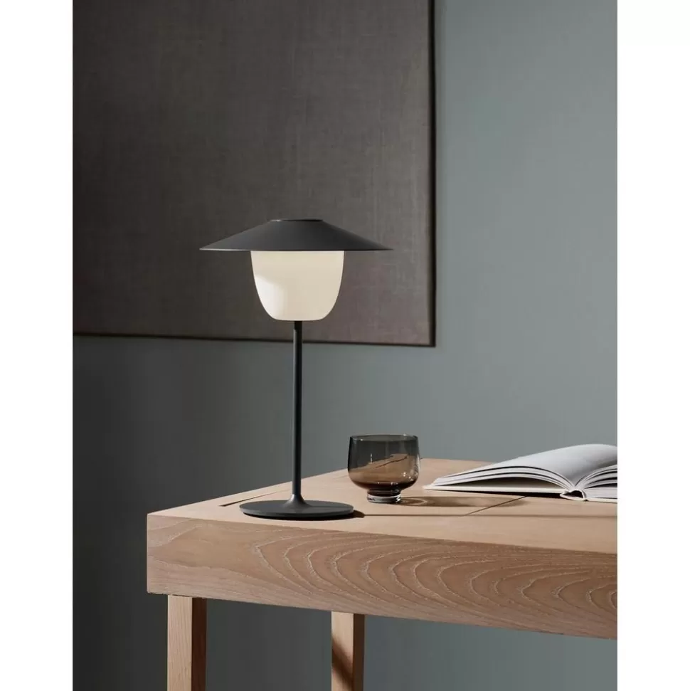 mobile_dimmbare_ledausenleuchte_ani_zum_hangen_oder_stellen_3-14.webp Sale Blomus Mobile Dimmbare Led-Ausenleuchte Ani Zum Hangen Oder Stellen