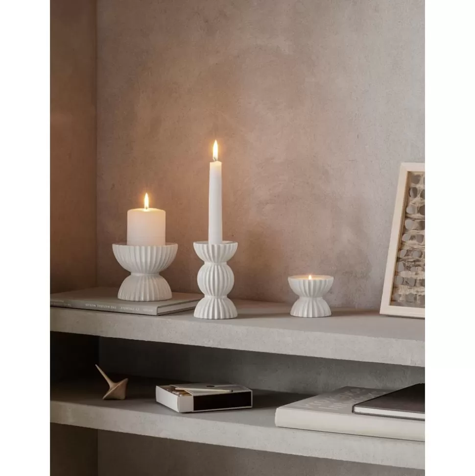 porzellanwindlicht_tura_mit_geriffelter_oberflache_5-1.webp Fashion Lyngby Porcelaen Porzellan-Windlicht Tura Mit Geriffelter Oberflache