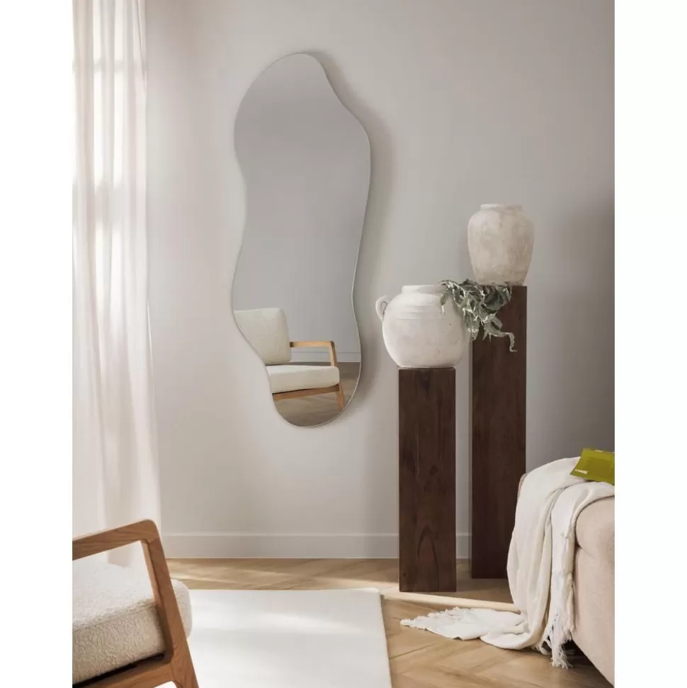 rahmenloser_wandspiegel_lia_in_organischer_form_9-2.webp Discount Westwing Collection Rahmenloser Wandspiegel Lia In Organischer Form