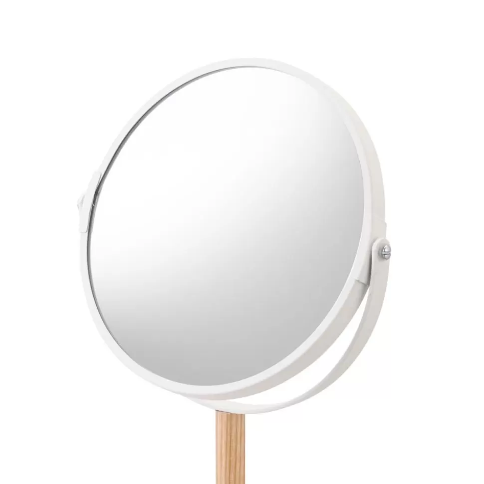 runder_kosmetikspiegel_tosca_mit_ablageflachen_und_vergroserung_2-2.webp Shop Yamazaki Runder Kosmetikspiegel Tosca Mit Ablageflachen Und Vergroserung