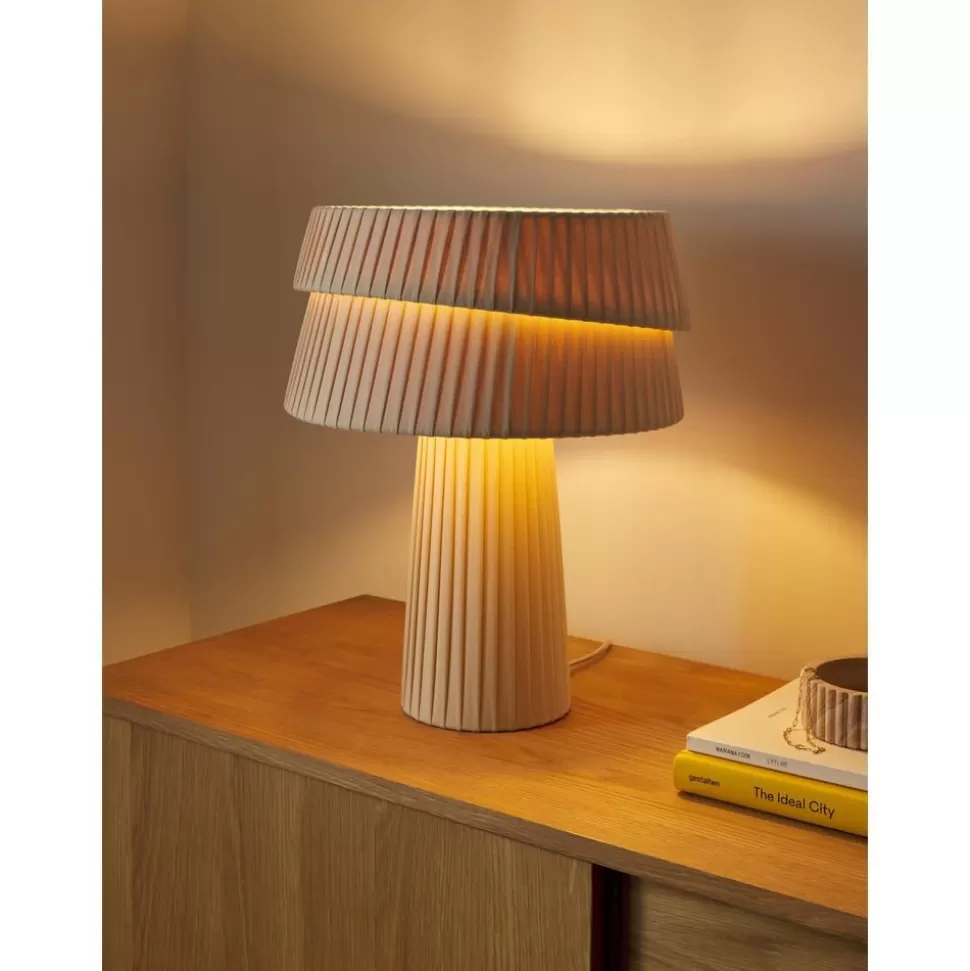 New Westwing Collection Tischlampe Nyla Mit Asymmetrischem Lampenschirm